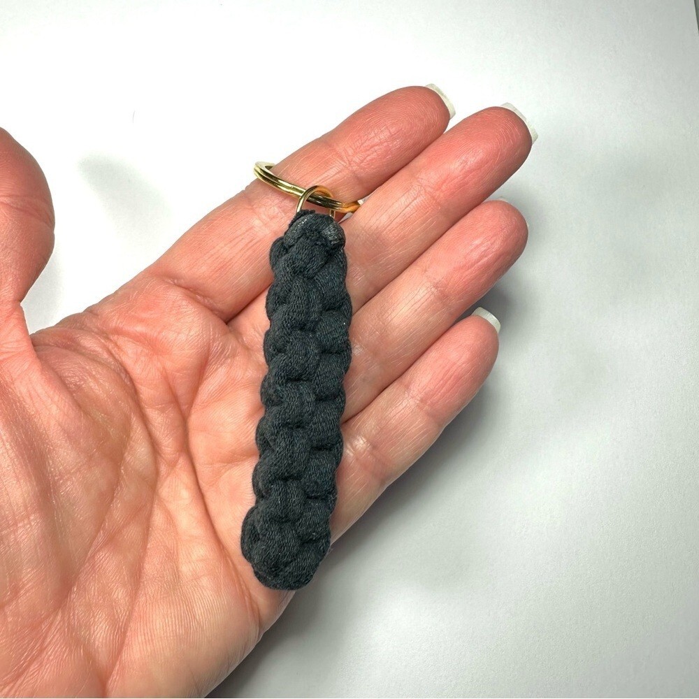 Black Box Knot Keychain Gold Ring Braided T-Shirt Yarn Macrame Nautical Lanyard